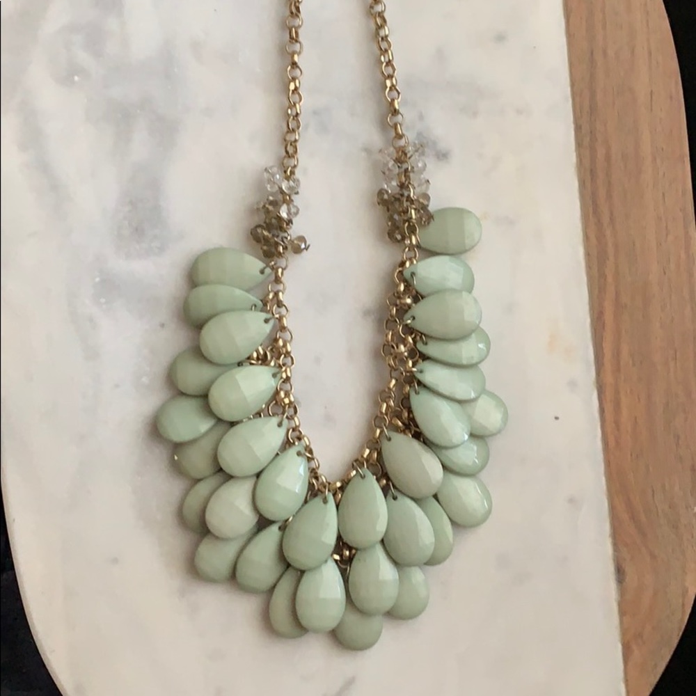 Green statement necklace